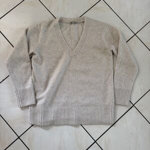 Vince V-Neck Cashmere Sweater